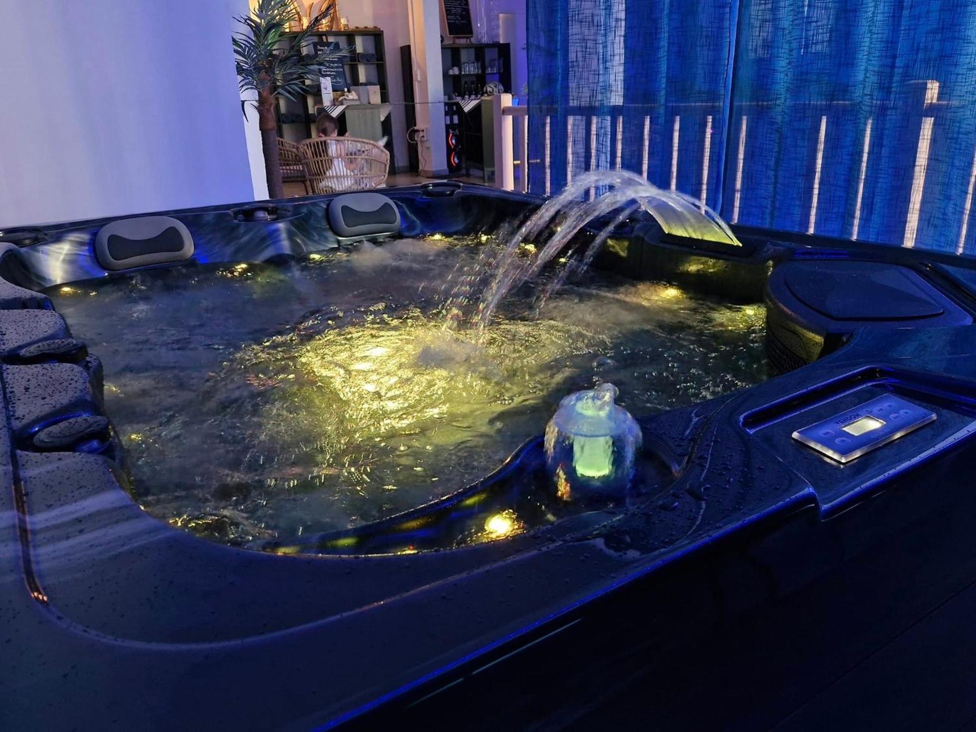 Blue Lagoon Spas Montauban Exterior foto